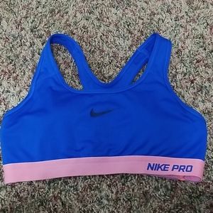 Nike pro sports bra